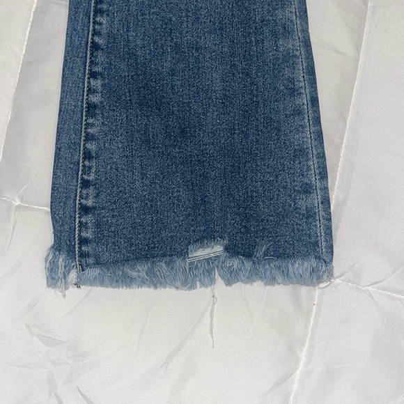 Altar’d State Women's Distressed Flare Jeans size 25 - Picture 2 of 12